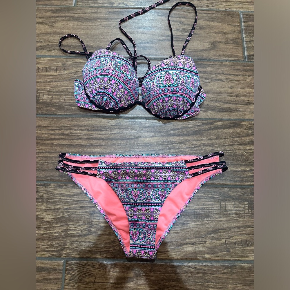 Shade and shore bikini